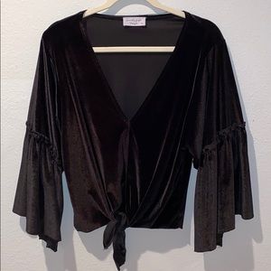 Velvet long sleeve top with tie